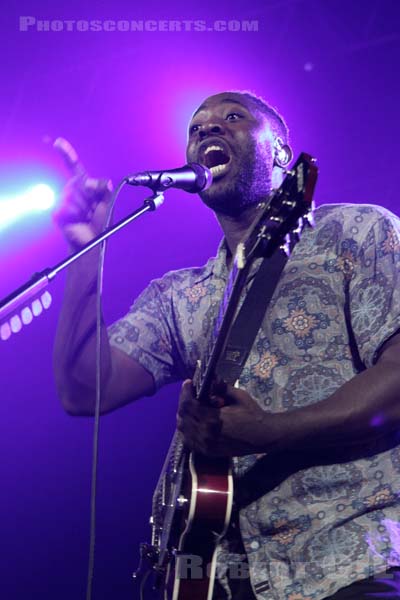 BLOC PARTY - 2016-03-03 - PARIS - Le Trianon - Rowland Kelechukwu Okereke